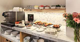 Smart Hotel Binario breakfast